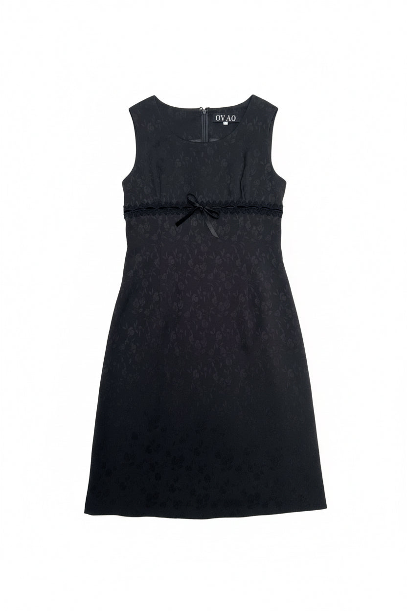 [USED] Cute Black Dress with Velvet Ribbon
