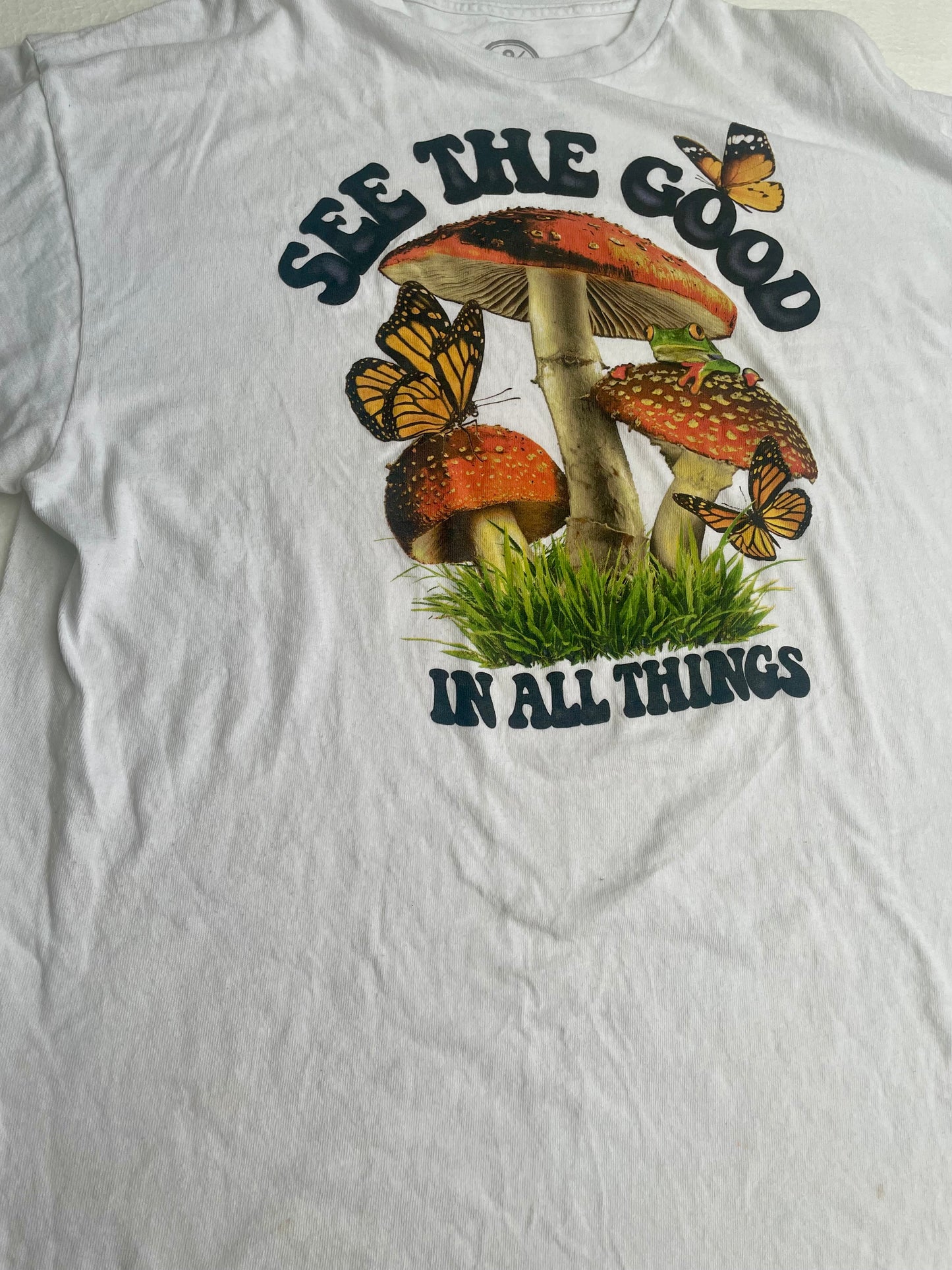 [USED] Mushroom T-Shirt