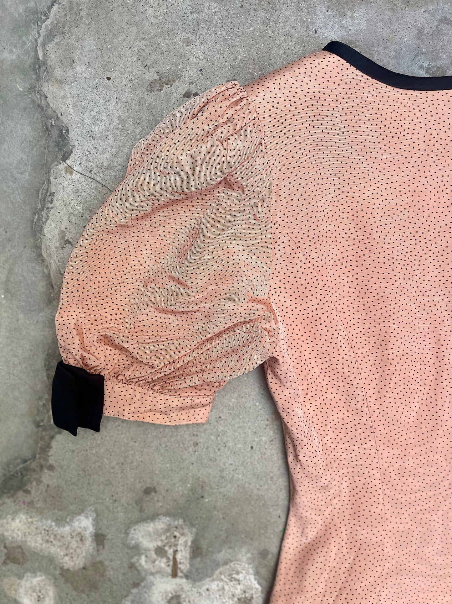 [USED] Pink Bow-sleeved Mini Dress