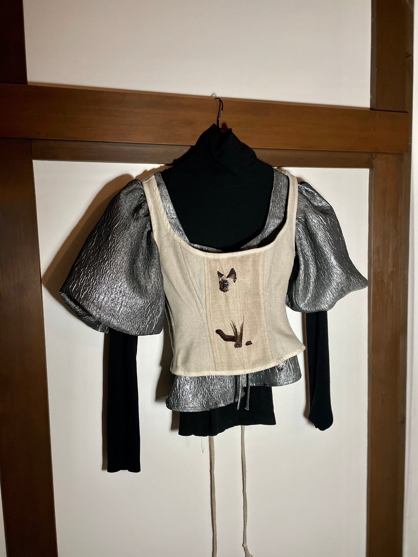 [HANDMADE] corset x French cat stitching