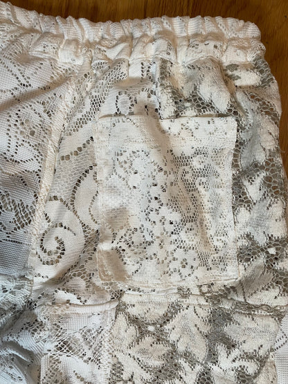 [REMAKE] Patchwork Lace Pants