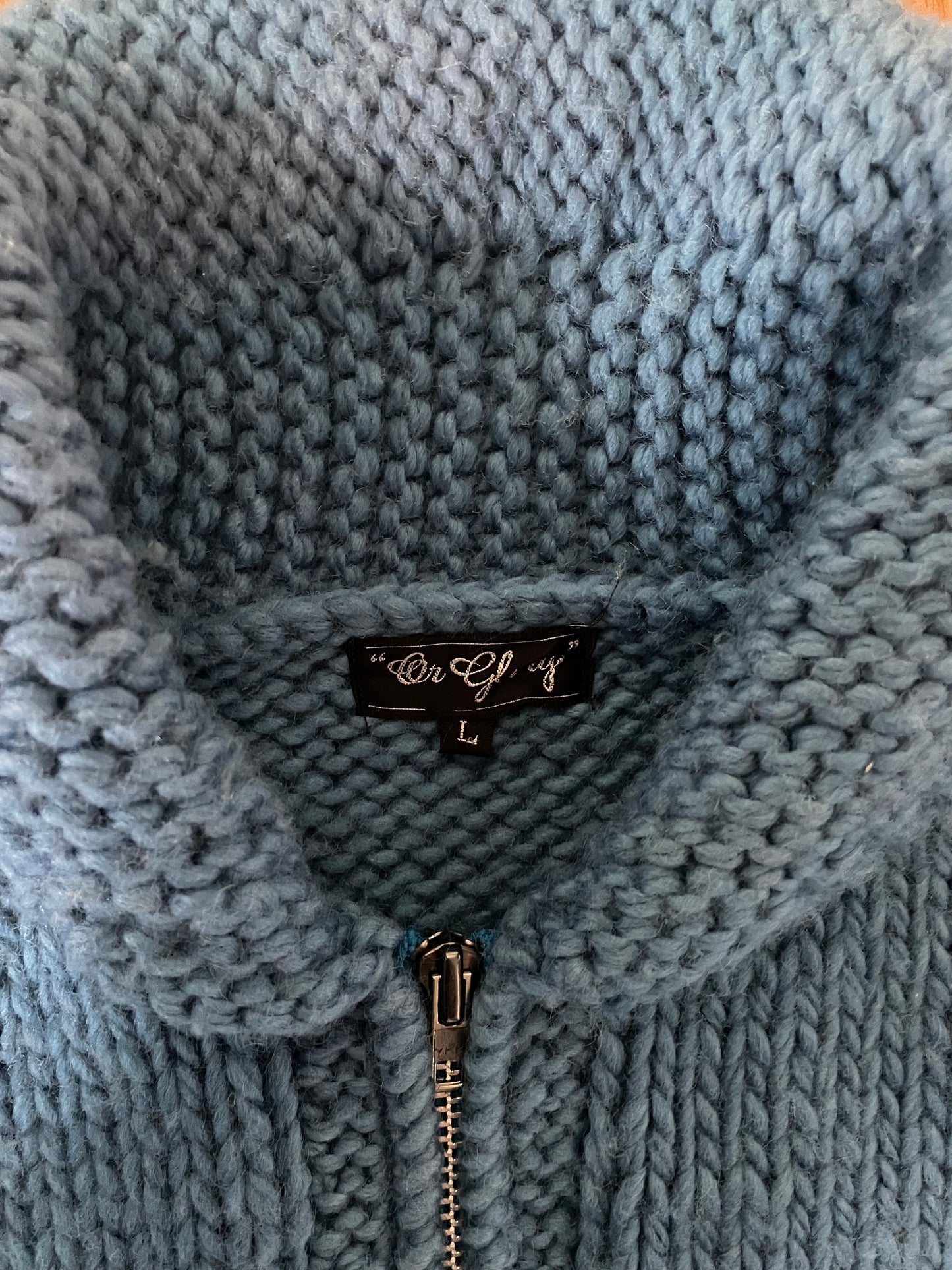 [VINTAGE] Wolf Pattern Cowichan Cardigan