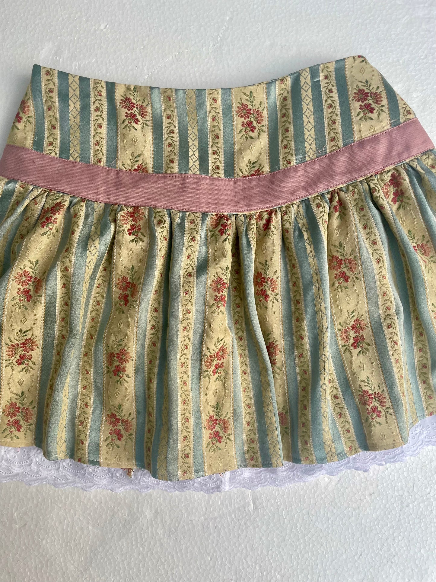 [REMAKE] Bow Skirt