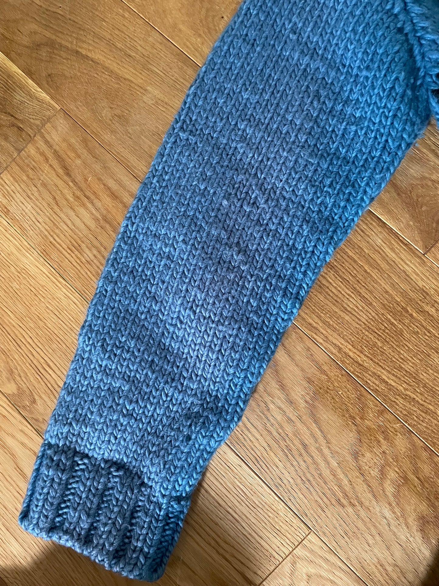 [VINTAGE] Wolf Pattern Cowichan Cardigan