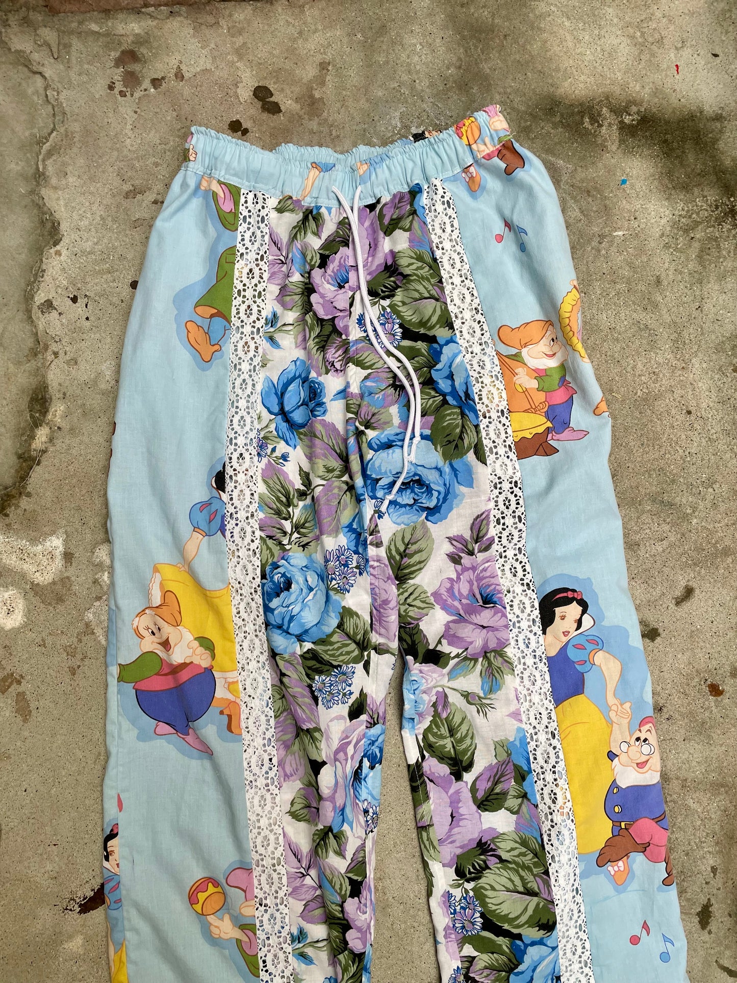[REMAKE] Vintage Disney Pants