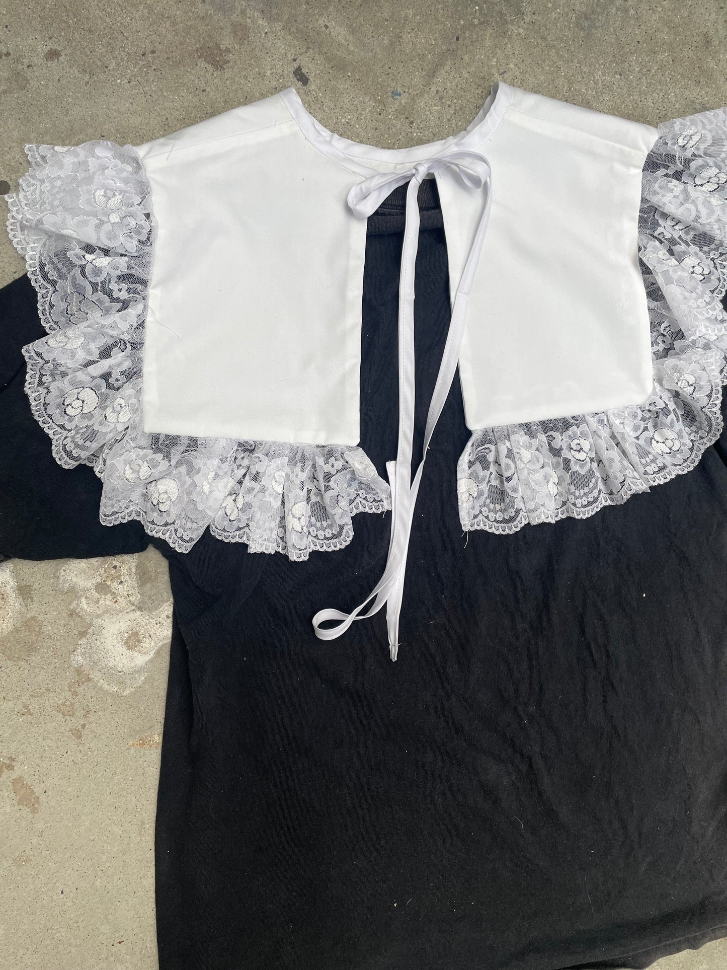 [MADE TO ORDER] Oversized removable ruffled collar