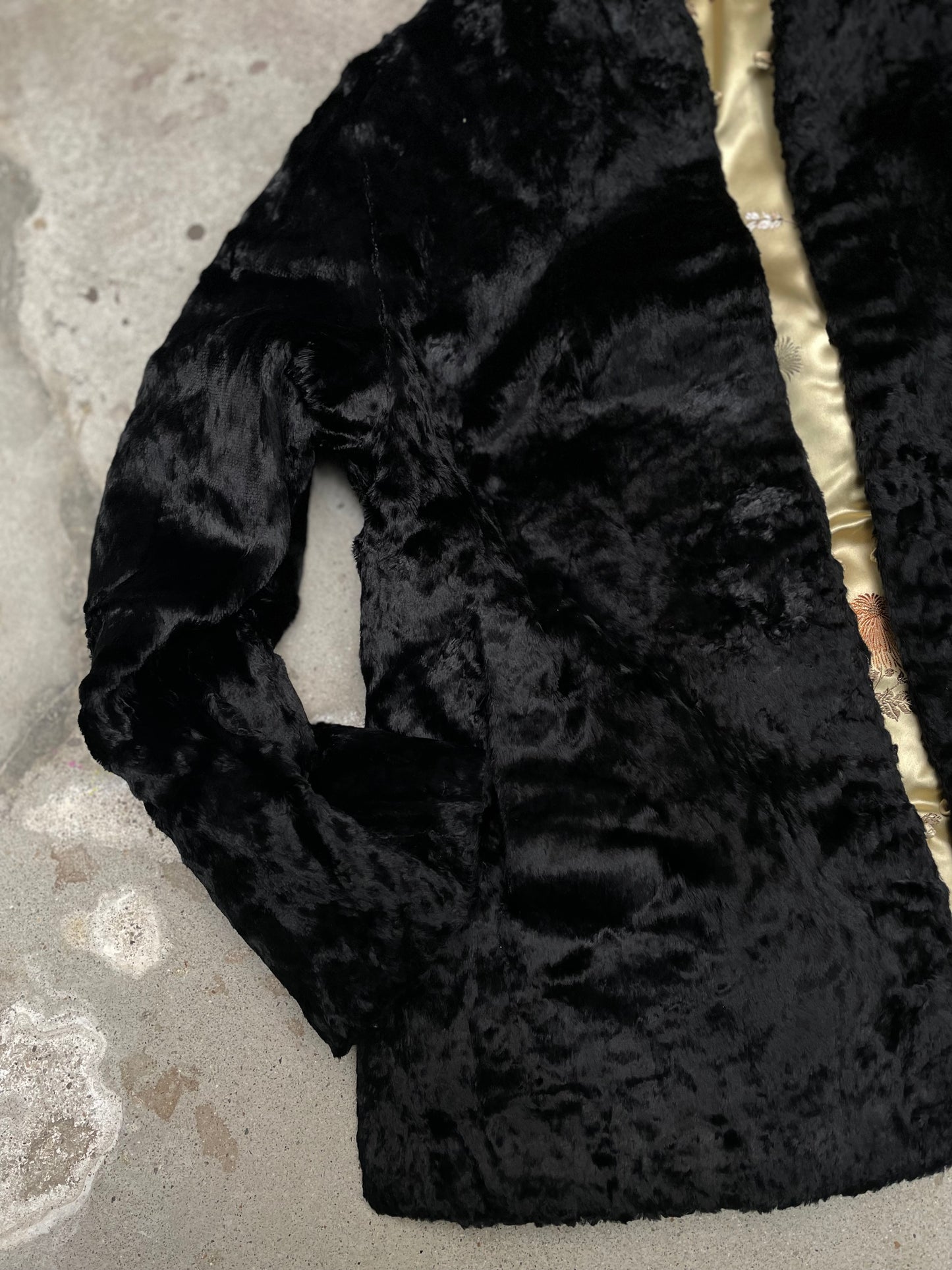 [USED] Reversible Chinese Jacket with Embroidery