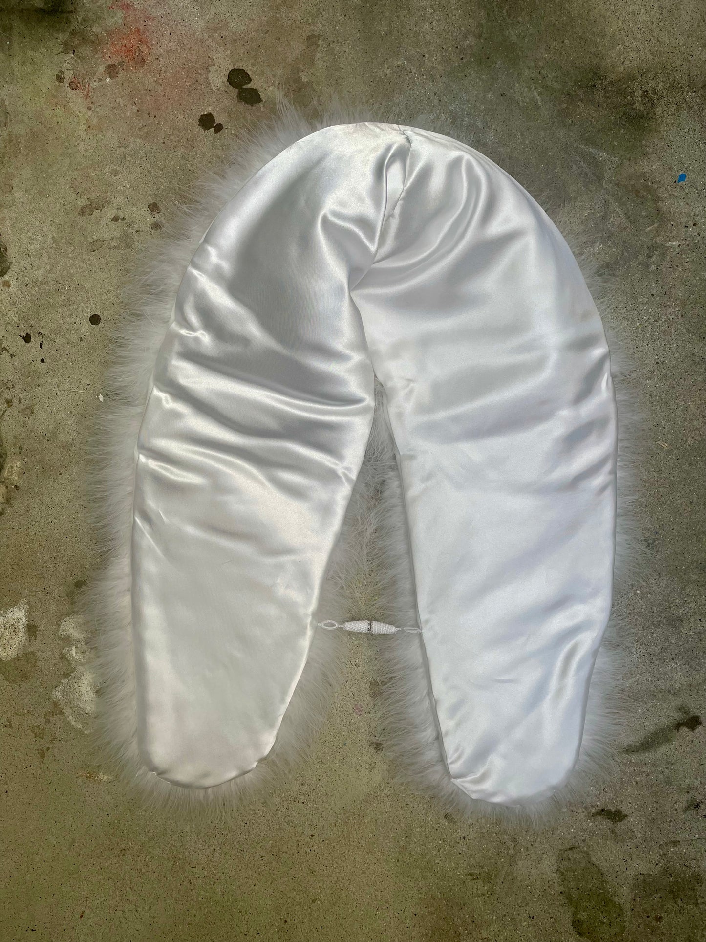 [USED] White feather wrap stole