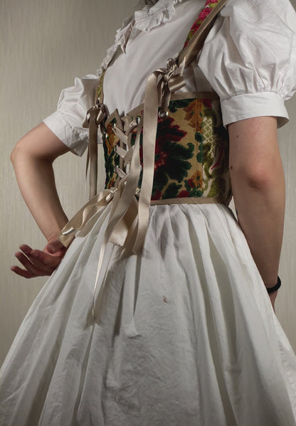【REMAKE 】Canevas corset x French tapestry
